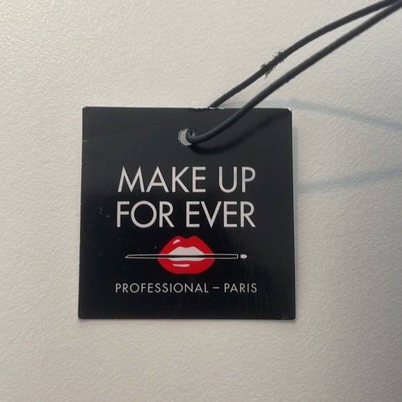 MAKE UP FOR EVER Aqua Blue Kehlani Makeup Pouch - BNWT - Picture 5 of 10